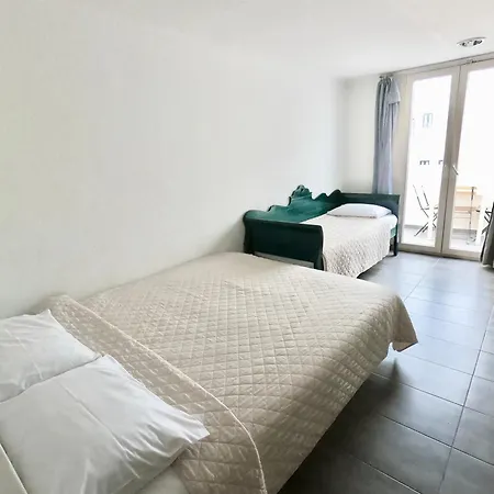 Appart hôtel Anny & Períssa