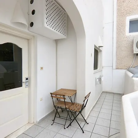 Appart hôtel Anny & Períssa