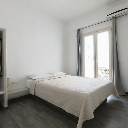 Appart hôtel Anny & Períssa